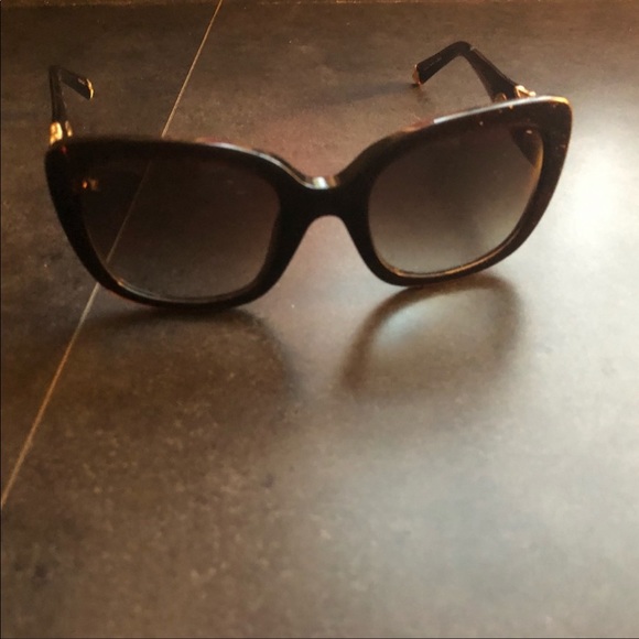 Sunglasses - Picture 5 of 5